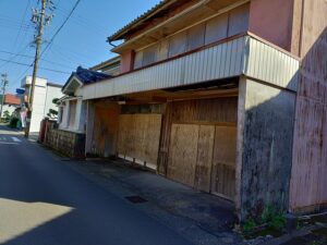 三重県相賀の古家付き土地