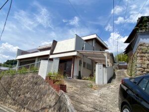 山の手の倉庫付一戸建